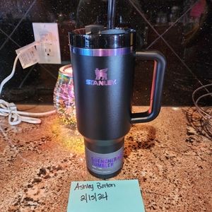 Stanley 40oz Black Chroma